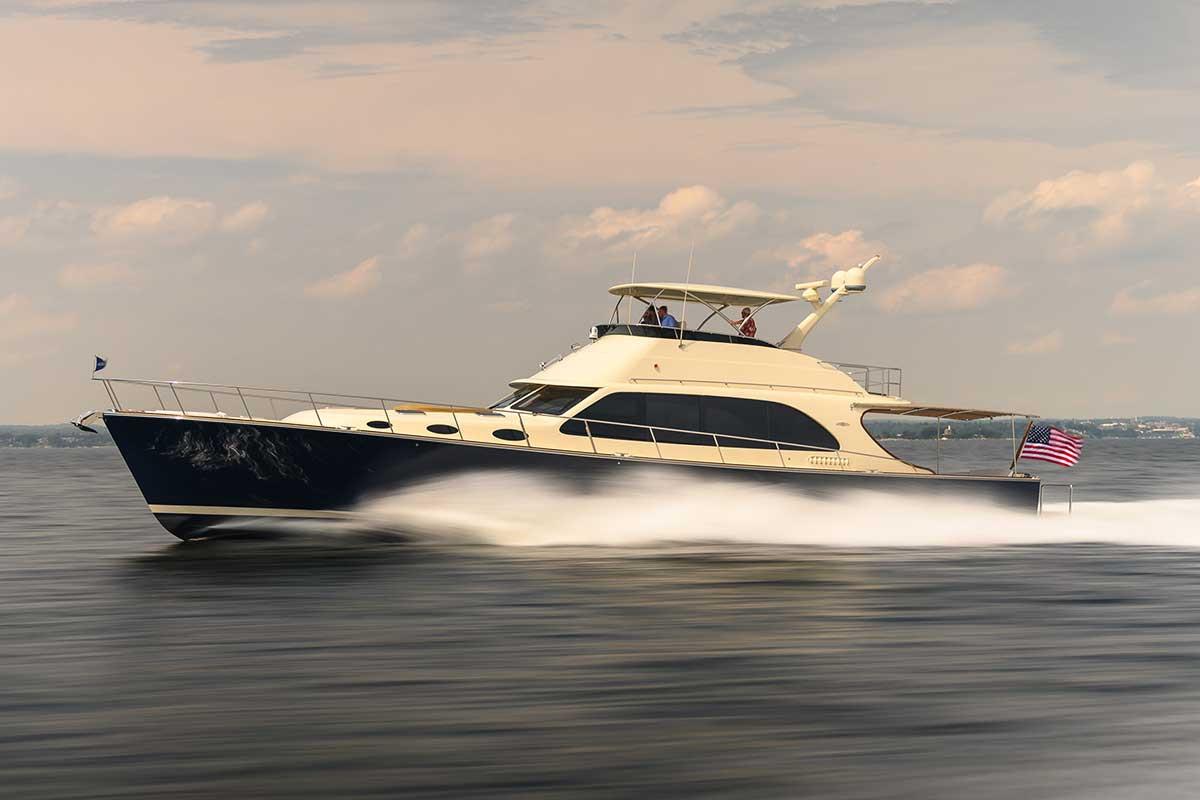 2023 Palm Beach Motor Yachts PB70