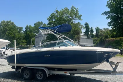 2004 Sea Ray 220 Select