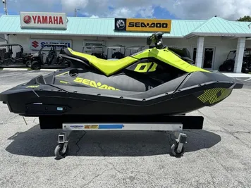 2023 Sea-Doo Waverunner SparkTRIXX