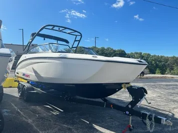 2024 Yamaha Boat AR250