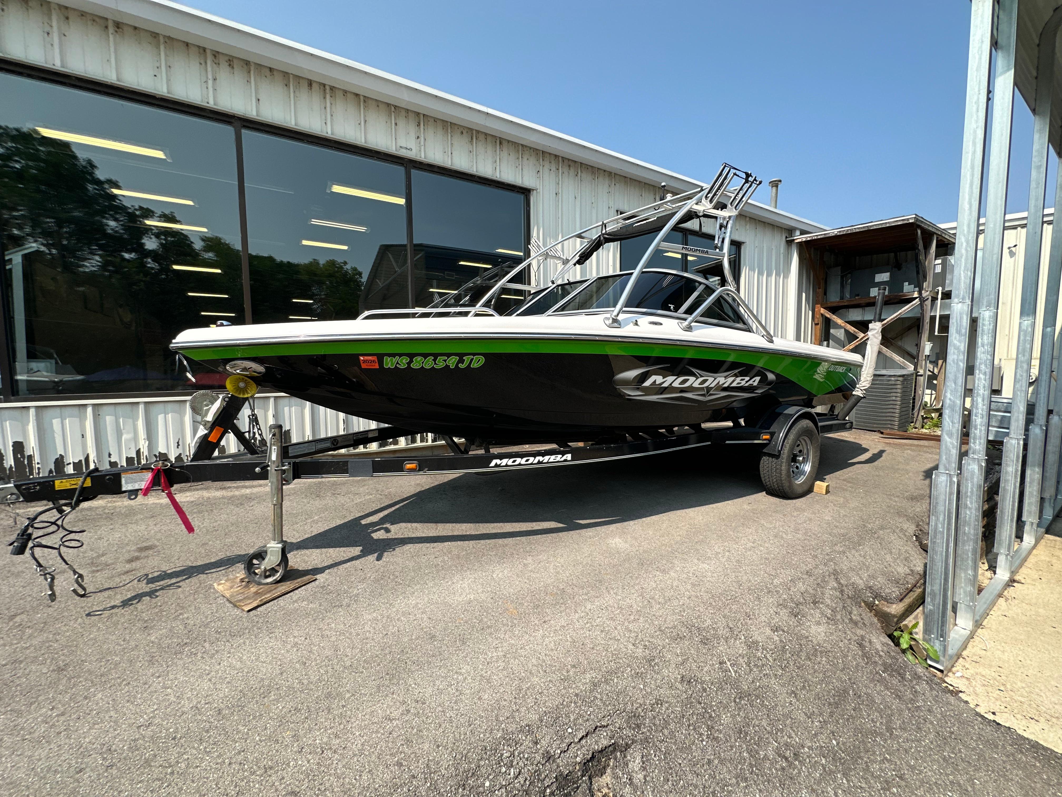 Used 2009 Moomba Outback, 53121 Elkhorn - Boat Trader