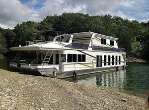 2008 Fantasy Houseboat 21 x 80