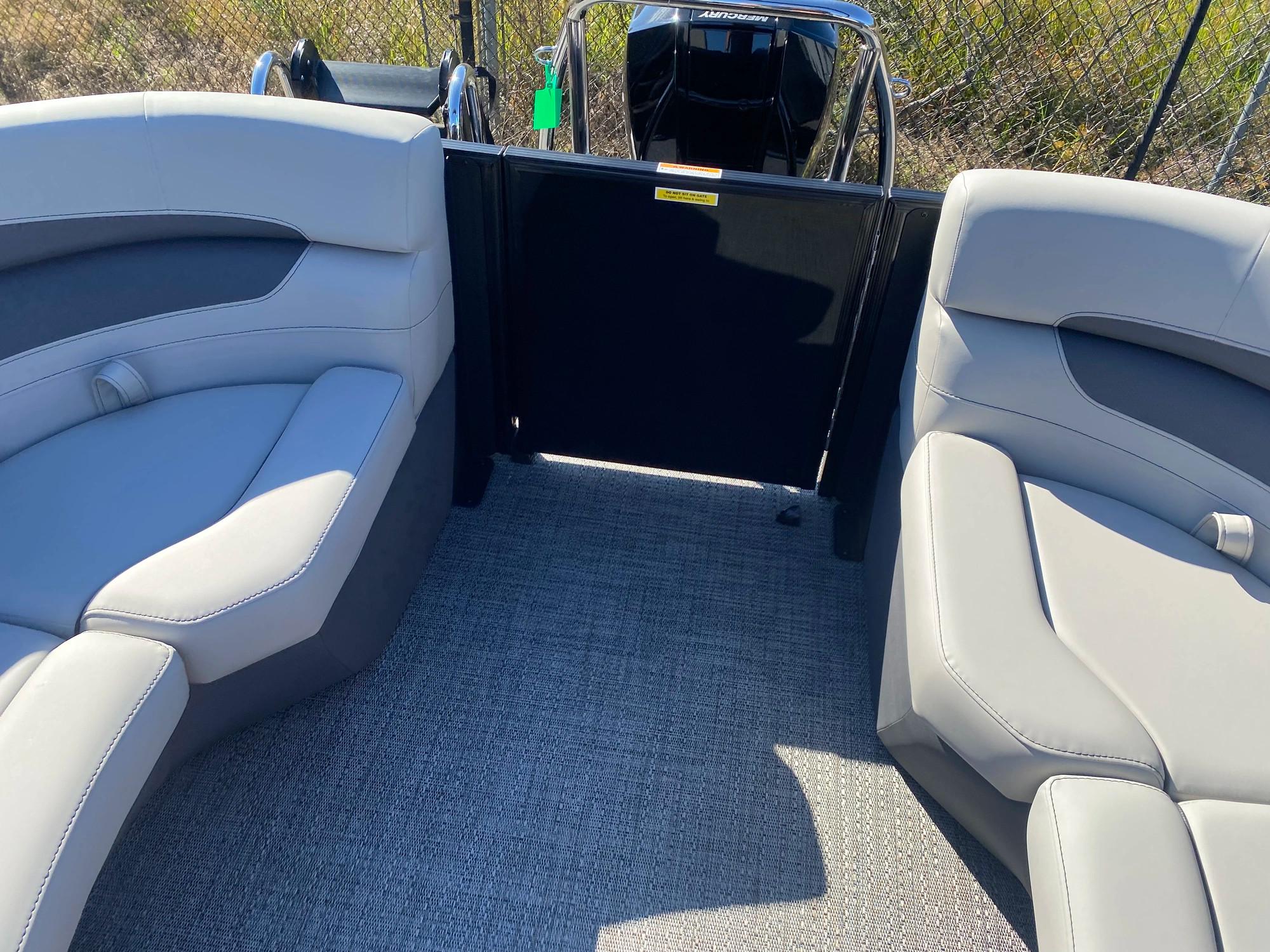 New 2024 Barletta C22QC, 35185 Westover - Boat Trader