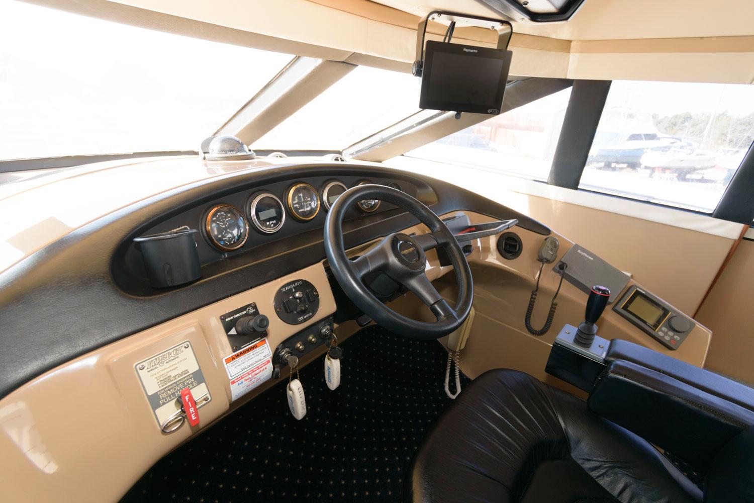 1999 Carver 530 Voyager Pilothouse
