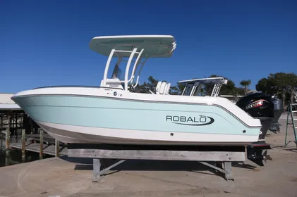 2024 Robalo 222 Explorer CC