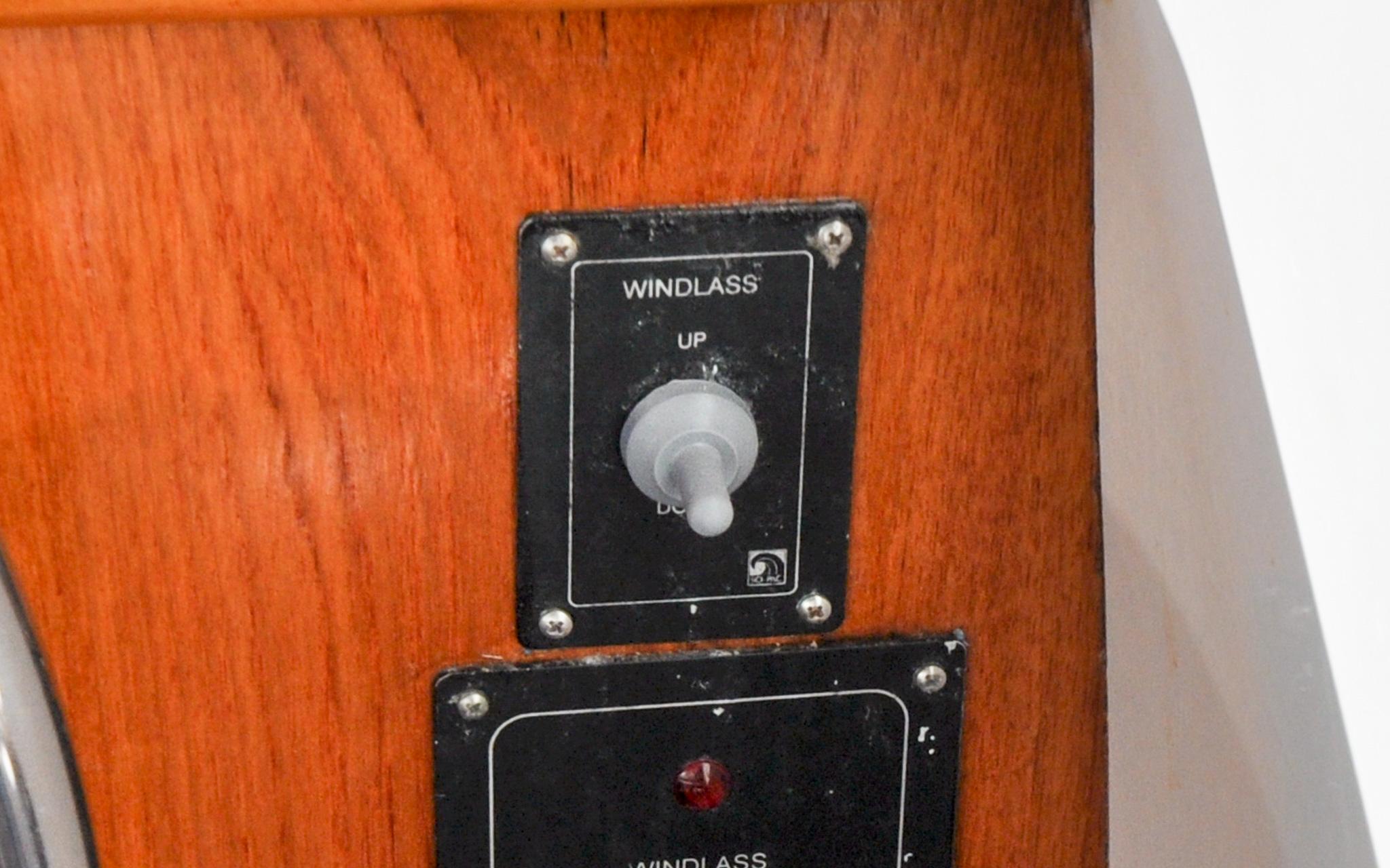 Wilbur 34 - Kingfisher - Pilot Salon - Helm Station - Remote Windlass Control 