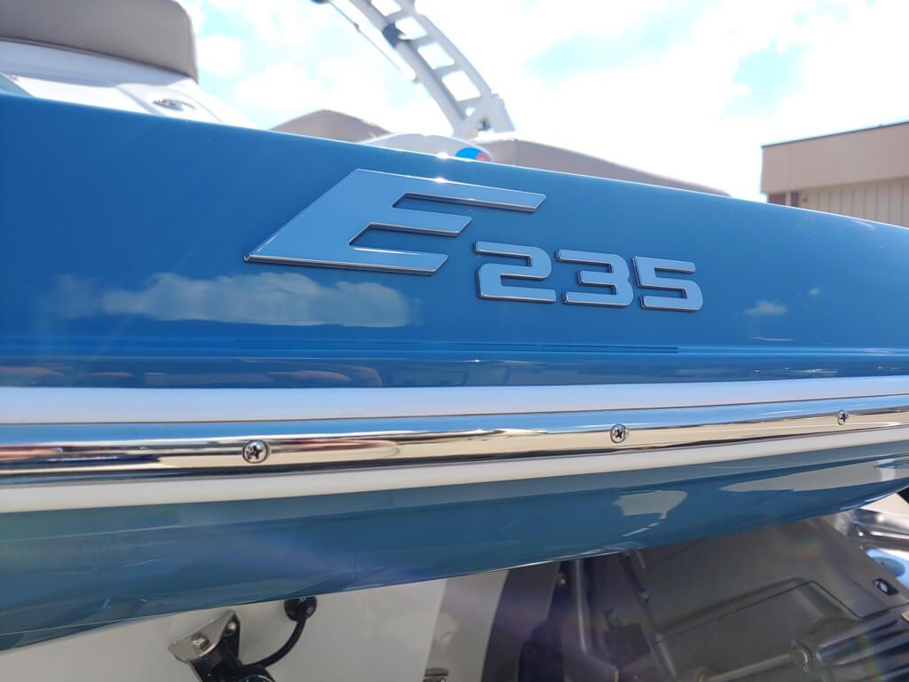 2023 Crownline E235 Surf