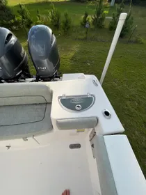 2019 Sportsman Heritage 251 Center Console