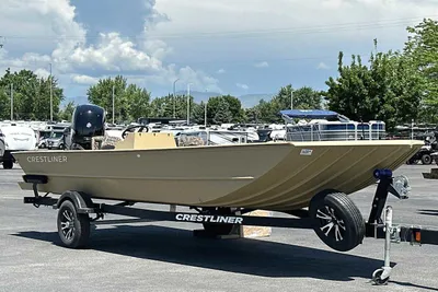 2023 Crestliner Retriever 2070S