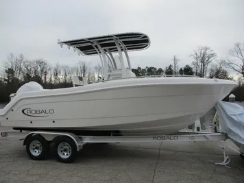 2024 Robalo R222 In stock trailer included Rebate expires 05/