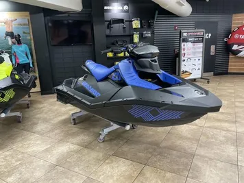 2023 Sea-Doo Waverunner Spark® Trixx™ 2-up Rotax® 900 H.O. ACE™ iBR