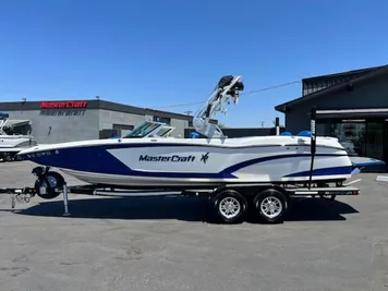 2016 MasterCraft X46