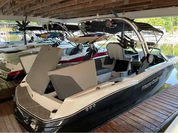 2022 MasterCraft NXT22