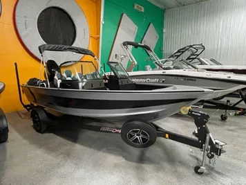 2023 Alumacraft Competitor 185 Sport