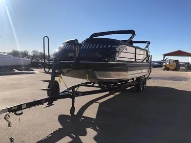 2020 Montara 25' Surf Boss