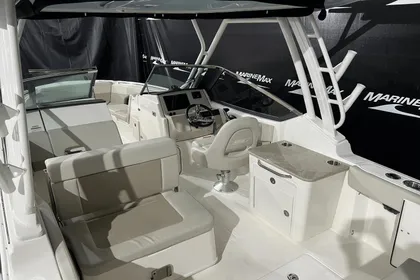 2024 Boston Whaler 240 Vantage