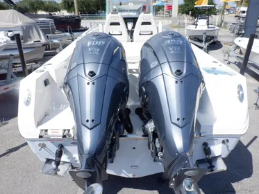 2023 Sailfish 290 CC