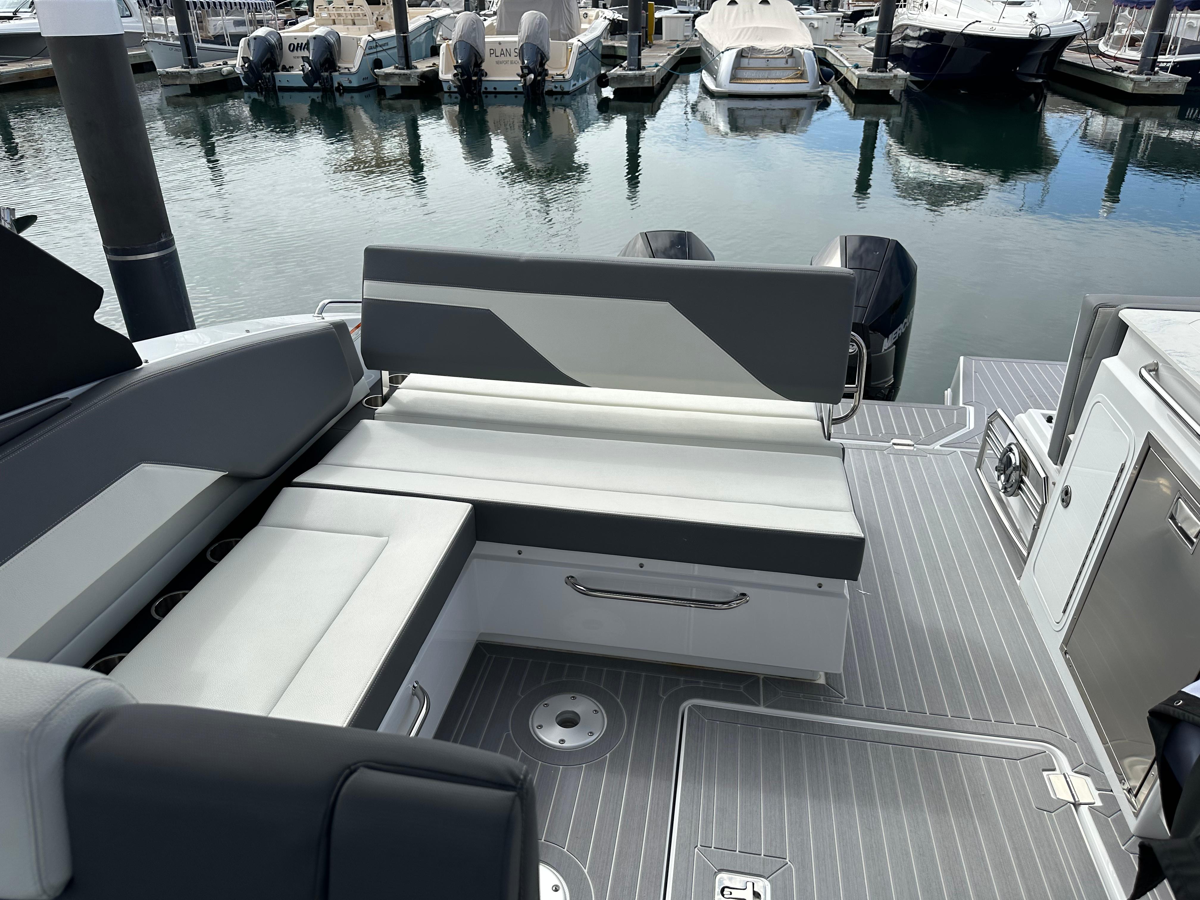 Starboard side L shape seating converts to sunlounge