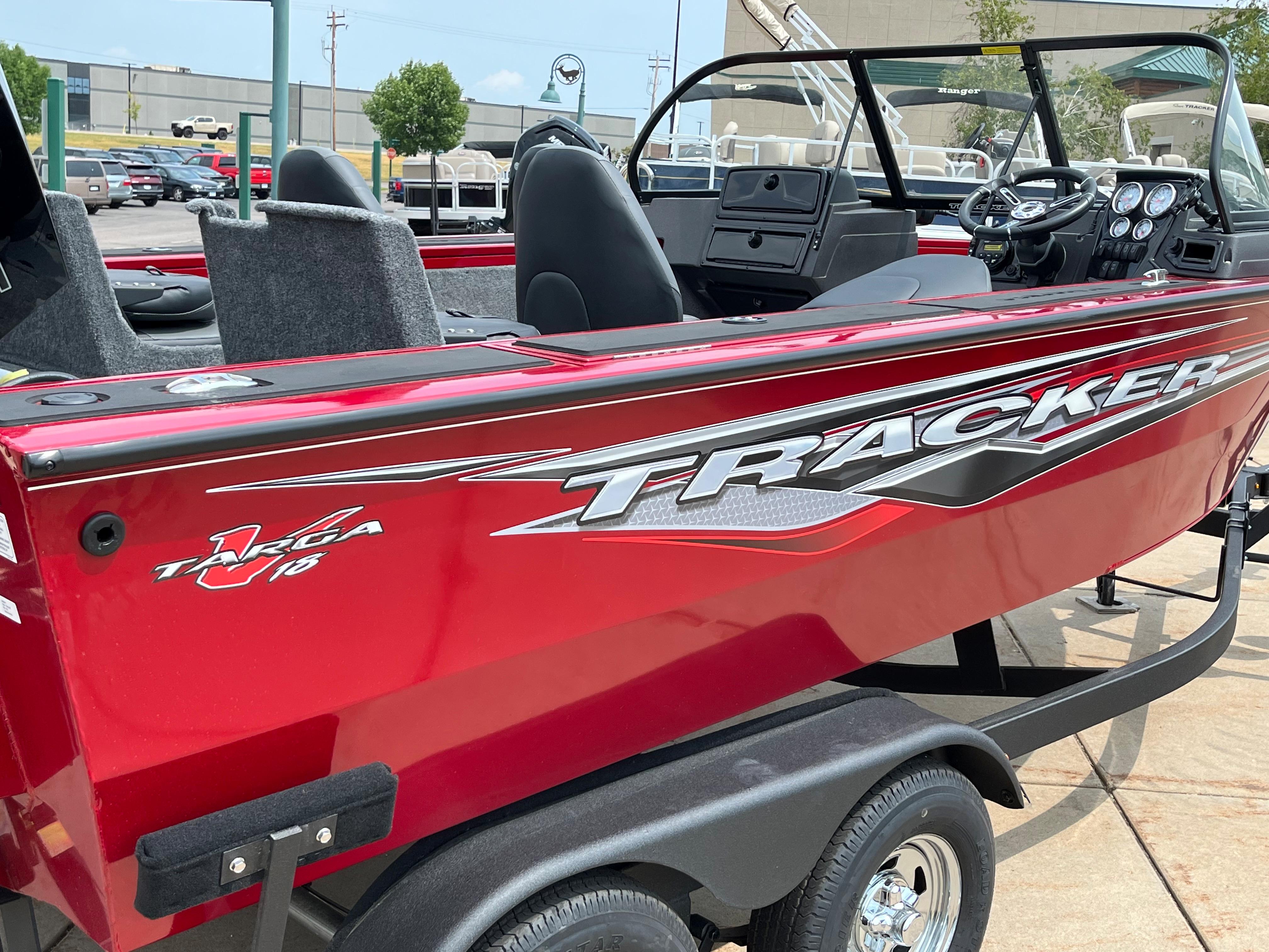New 2024 Tracker Targa V18 Combo, 55374 Rogers Boat Trader