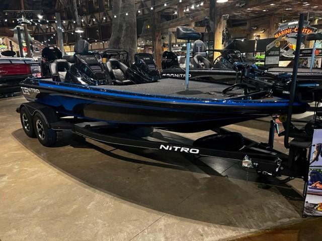 Bass Pro Pyramid on X: Discover the best deals on fishing and boating gear  during the Fishing, Marine & Boating Sale! 🏷️ Upgrade your gear for 2024  and don't miss the Triple
