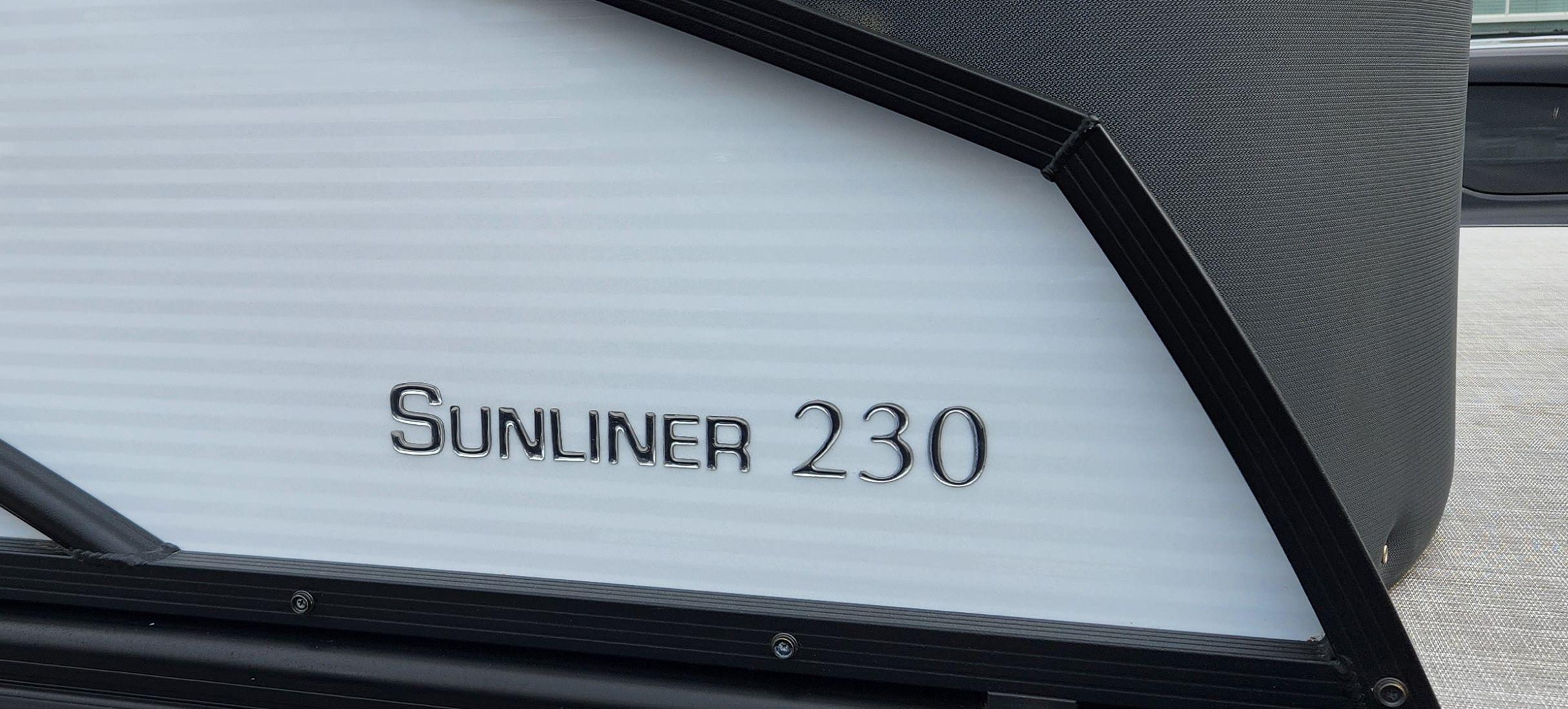 2022 Harris Sunliner 230