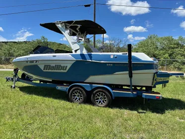 2021-MALIBU-WAKESETTER-23-LSV