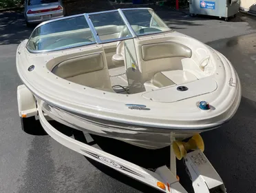 2005 Sea Ray 185 Sport