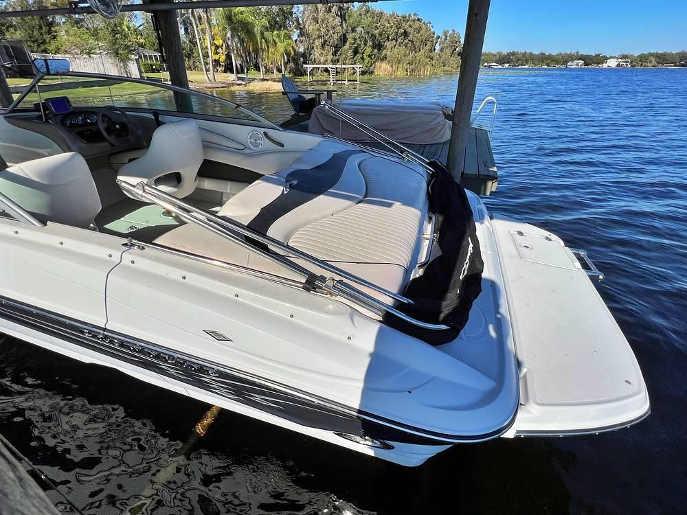 2004 Crownline 210 for sale in Tampa, FL