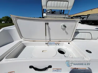 2016 Yamaha Boats 190FISH DELUXE