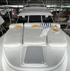 1997 Carver 440 Aft Cabin Motor Yacht