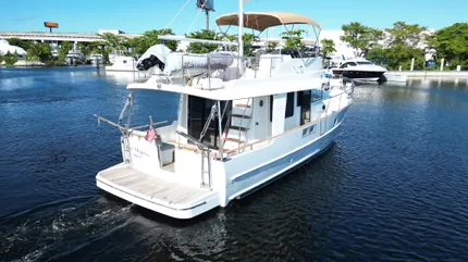 2014 Beneteau Swift Trawler 44