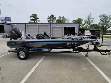 2019 Nitro Z18