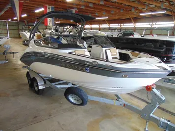 2021 Yamaha Boats 212SD