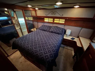 1988 Carver 4207 Aft Cabin Motoryacht