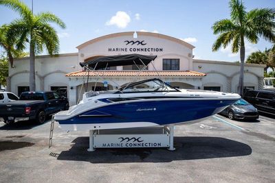 2022 Hurricane SunDeck OB SD 235 OB