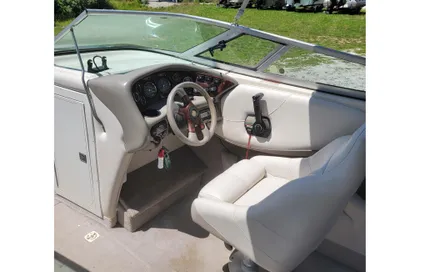 2000 Crownline BR266