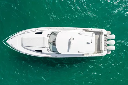 2016 Intrepid 430 Sport Yacht