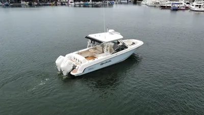 2019 Boston Whaler 270 Vantage