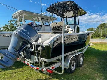 2024 Sea Pro 242 Center Console