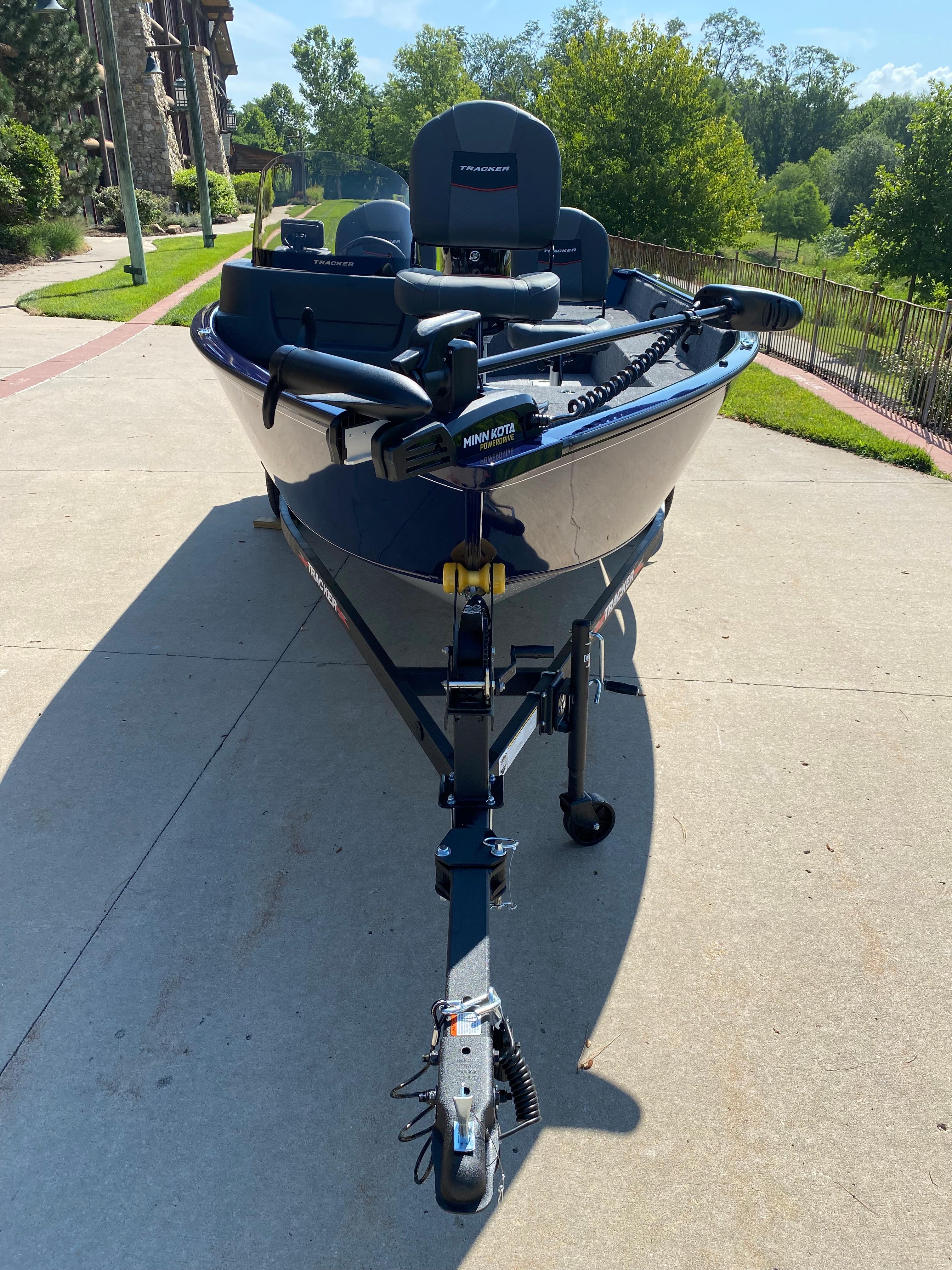 New 2024 Tracker Pro Guide V 16 SC 64055 Independence Boat Trader   8938435 20230712070629902 1 XLARGE 