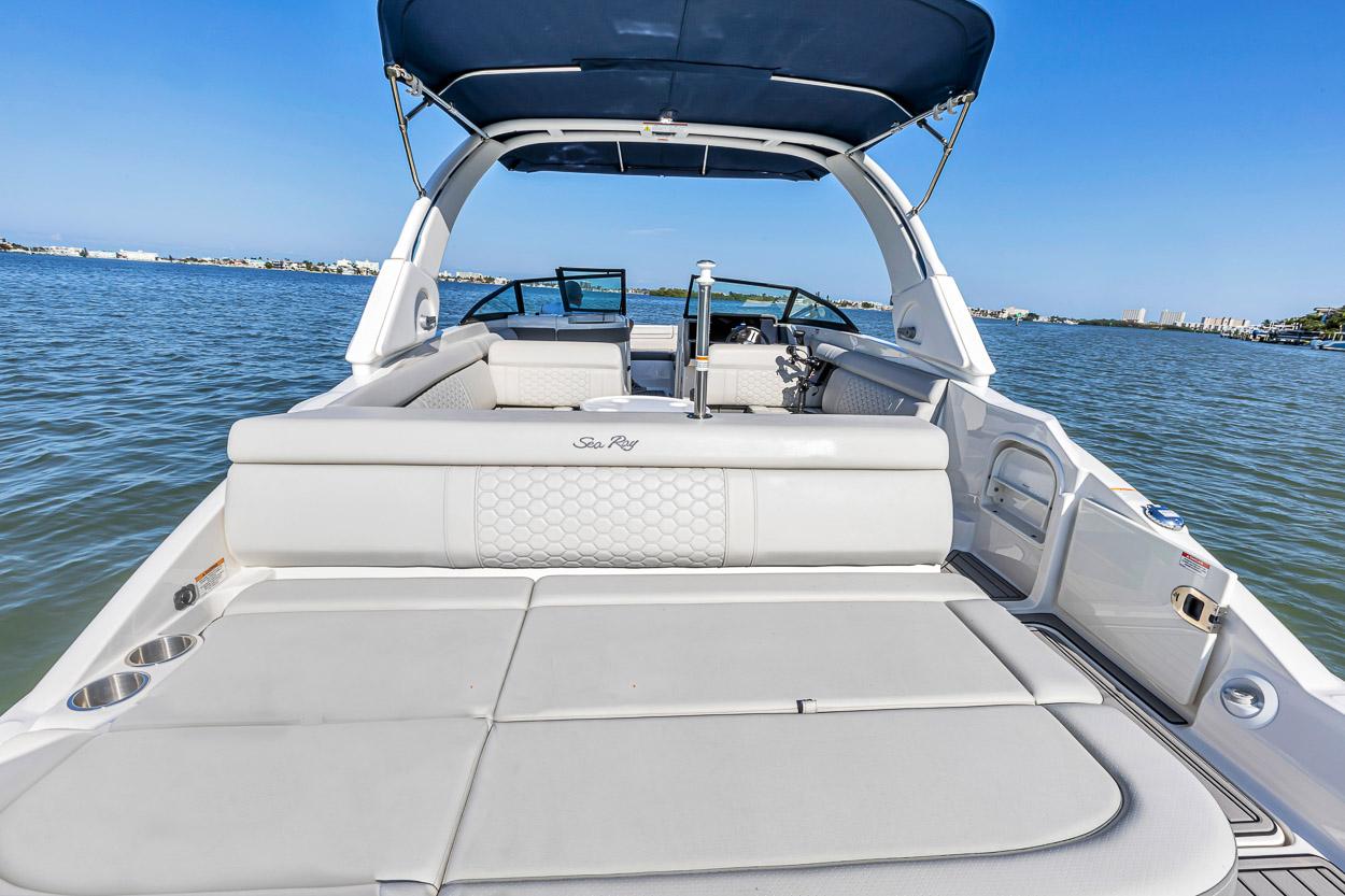 2021 Sea Ray 270 SDX-OB MarineMax Brick