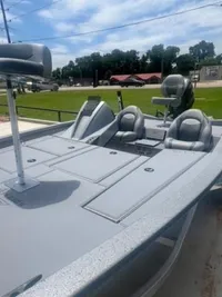 2025 Xpress Boats H18