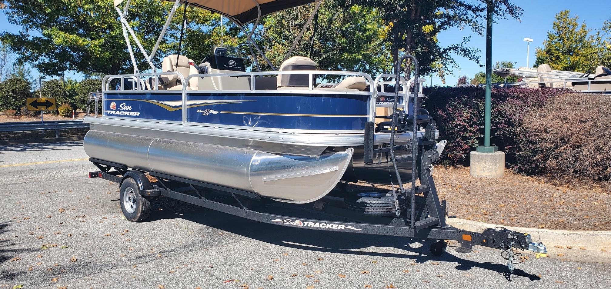 New 2024 Sun Tracker Bass Buggy 18 DLX, 30043 Lawrenceville - Boat