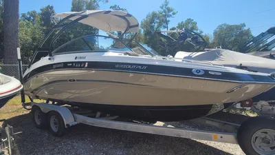 2013 Yamaha Boats 242 Limited S