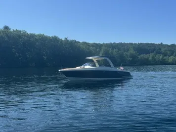 2021 Chris-Craft Launch 31 GT