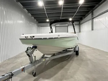 2023 Bayliner DX2050