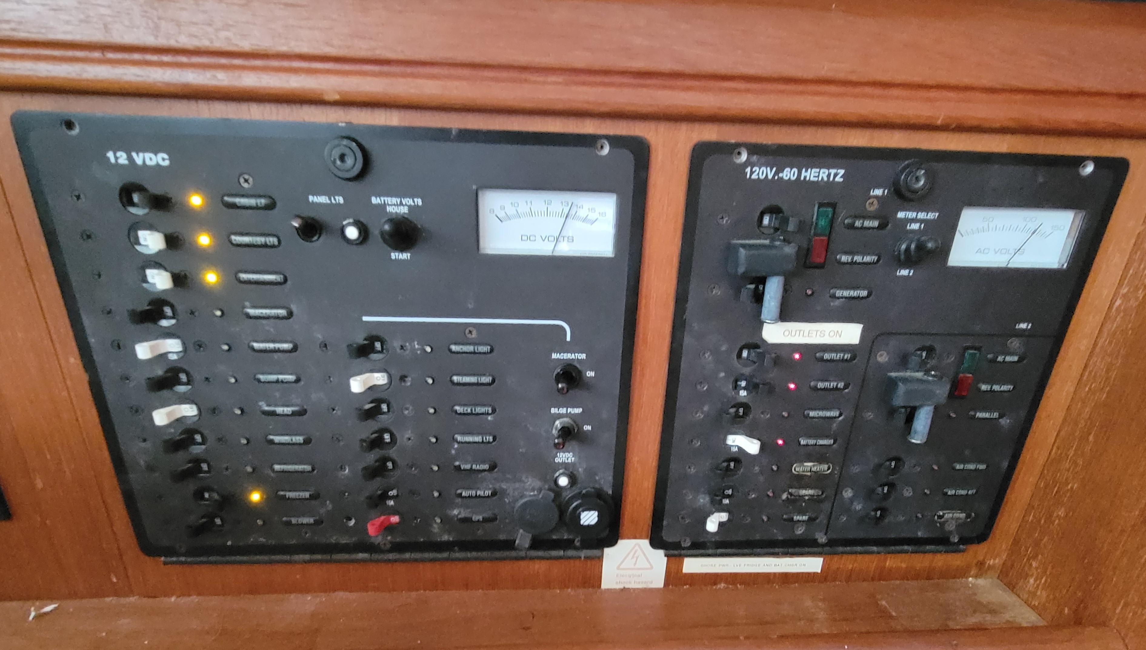 Nav AC/DC Control Panel