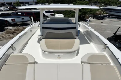 2017 Boston Whaler 270 Dauntless