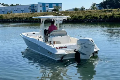 2017 Boston Whaler 270 Dauntless