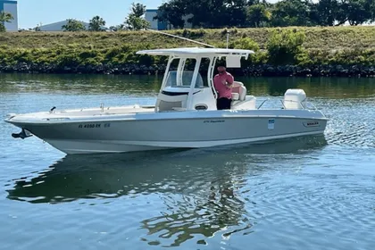 2017 Boston Whaler 270 Dauntless